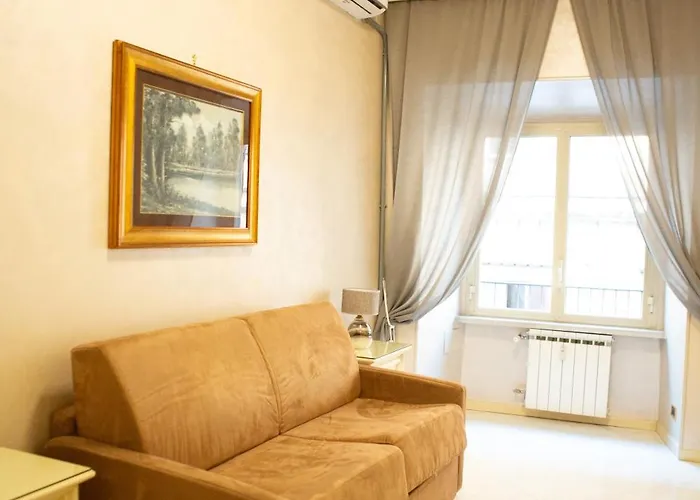 Domus Patrizia Romana 6 Persone * Roma
